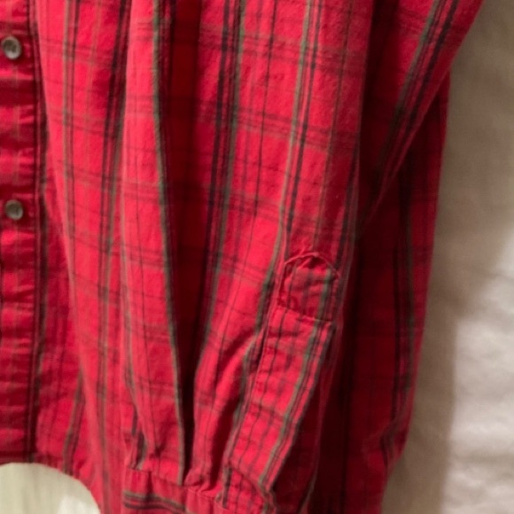 Disney Store Mickey Mouse Long Sleeve Button Down Red Plaid Men’s Size XL - Picture 5 of 7